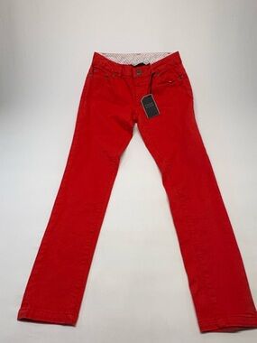 Powder Room “Jessica” Skinny Denim Capris-Vibrant Red-NWT-Size 3